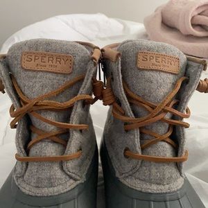 sperry boots